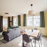 Appartement mit 2 Schlafzimmern und Balkon AH 563