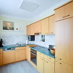 Appartement mit 2 Schlafzimmern und Balkon AH 563