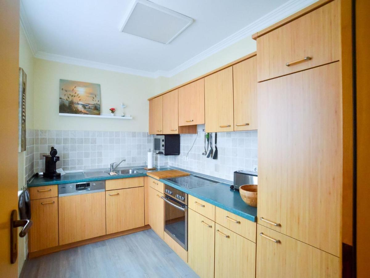 Mit 2 Schlafzimmern Und Balkon Ah 563 Apartment